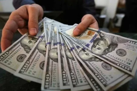 2.7 % تراجع لسعر الدولار في مصر – أخبار السعودية