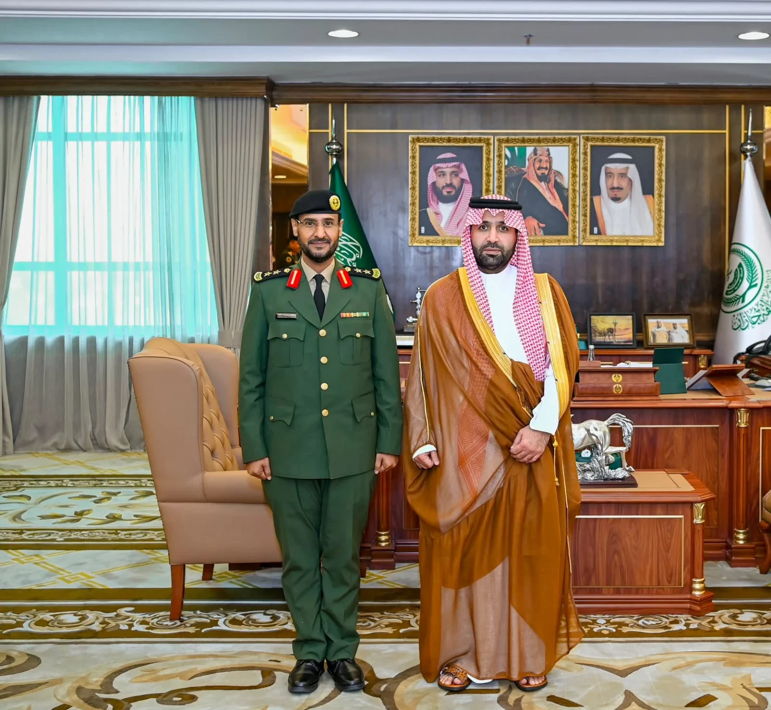 أمير جازان يقلّد عدداً من قيادات السجون بالمنطقة رتبهم الجديدة – أخبار السعودية