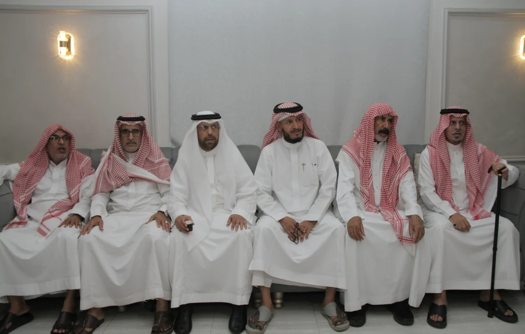 السلمي يتلقي التعازي في وفاة والده – أخبار السعودية