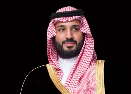 تفاصيل رسالة خطية لولي العهد من رئيس الوزراء البريطاني