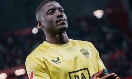ديون لوبي لاعب ألميريا يدخل حسابات الاتحاد لتدعيم الوسط