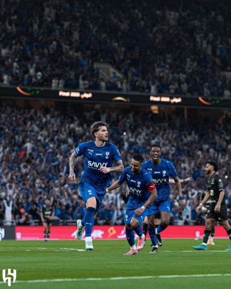 حقيقة رحيل ثيو هيرنانديز عن الهلال.. قرار نهائي وحاسم