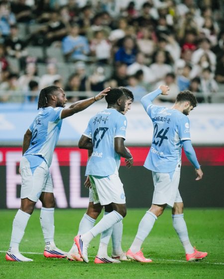 مانشستر سيتي يهزم نجوم الدوري الكوري بثلاثية ودية مثيرة