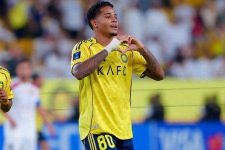 تفاصيل إعارة ويسلي تيكسيرا من النصر إلى كروزيرو