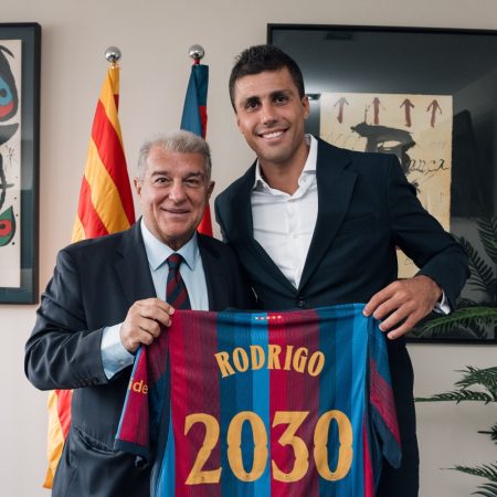 تعاقد برشلونة مع رودري: ديكو يكشف الكواليس وخطة الهجوم