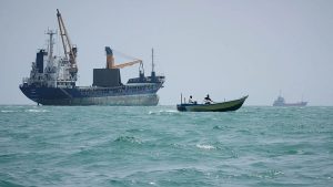 مضيق هرمز يختنق.. عبور السفن يتراجع بأكثر من النصف وسط تصاعد التوتر بين واشنطن وطهران