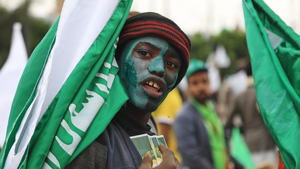 مقتل 13 من القوات اليمنية في هجوم حوثي واسع بالساحل الغربي