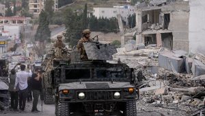 مقتل شخص وإصابة آخر في غارة على النبطية.. والجيش الإسرائيلي يُعلن استهداف بنى تحتية لحزب الله