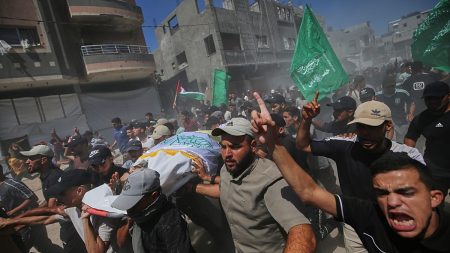 مصدر مقرّب من “مجلس السلام”: استهداف قادة حماس لن يقضي على الحركة
