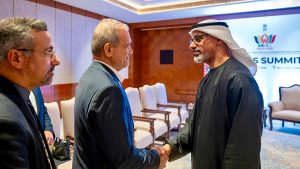 لقاء إماراتي-إيراني رفيع بعد التصعيد.. هل بدأت أبوظبي وطهران إعادة بناء الثقة؟