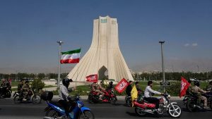 صور أقمار صناعية صينية وتكتيكات جديدة.. كيف تطوّرت قدرة إيران على استهداف القوات الأميركية؟