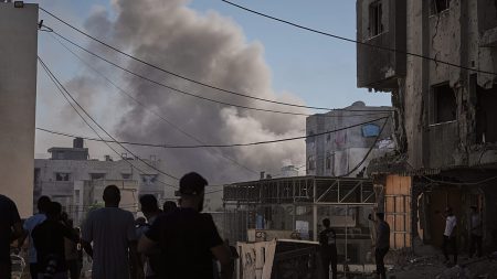“عائلات بأكملها تحت الأنقاض”.. الأمم المتحدة تطلب السماح بدخول محققين دوليين إلى غزة