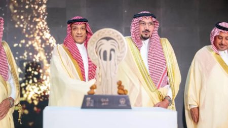 أمير القصيم يرعى «الليلة الذهبية» لكرنفال بريدة الدولي للتمور