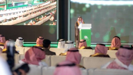 منتدى الصناعة السعودي يناقش فرص الاستثمار وحلول التمويل والتصدير