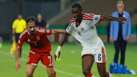 المنتخب الإماراتي يهزم البحرين بثلاثية نظيفة ويتأهل إلى نصف نهائي «خليجي 27»"