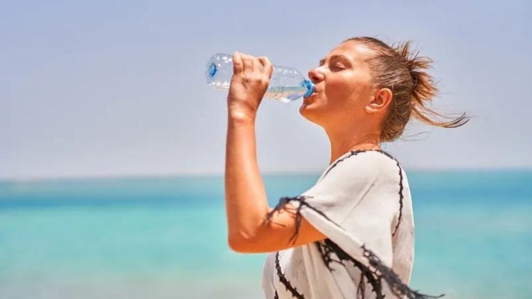 علميًا.. كيف تحسب كمية الماء التي يحتاجها جسمك؟