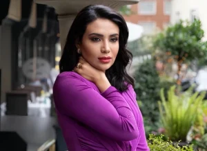 لبنى عبدالعزيز لـ«عكاظ»: «كلام هوانم» أعادني إلى الكوميديا – أخبار السعودية