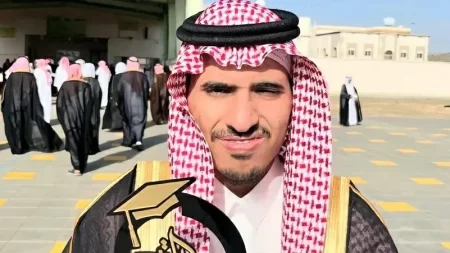 «مقرن».. أول طالب يتحدى التوحد ويلتحق بجامعة الطائف – أخبار السعودية