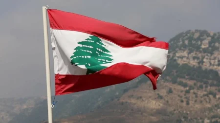 لبنان يدين محاولة استهداف مكة المكرمة ويتضامن مع السعودية