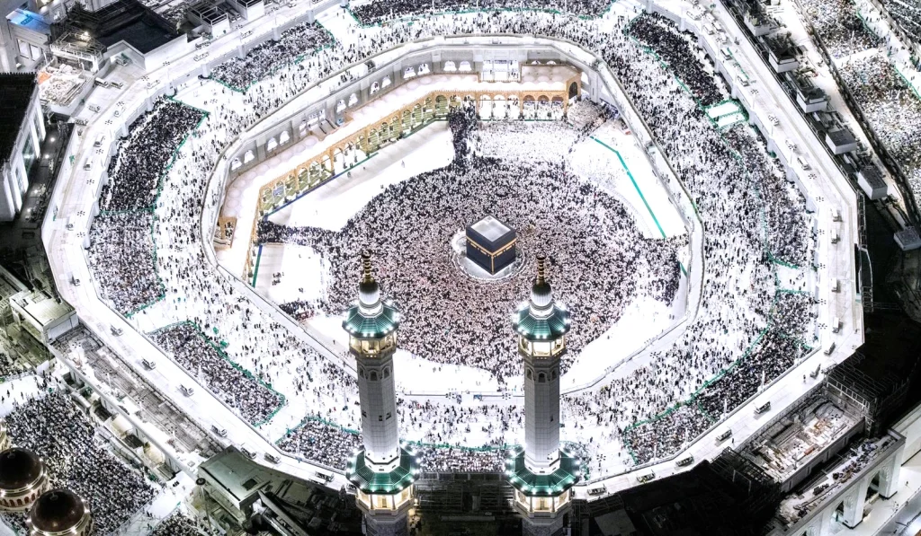 استهداف مكة المكرمة: السعودية تحذر من تصعيد الحوثي الخطير