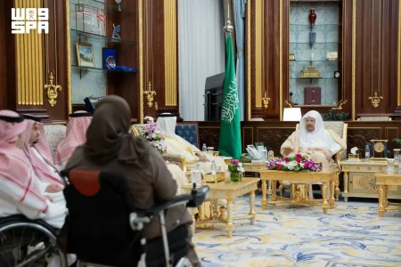 تمكين ذوي الإعاقة: رئيس الشورى يلتقي بمنتسبي الهيئة