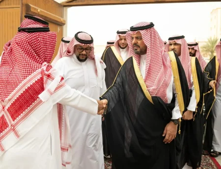 نائب أمير مكة يعزي أسرة المدني في وفاة فقيدها – أخبار السعودية