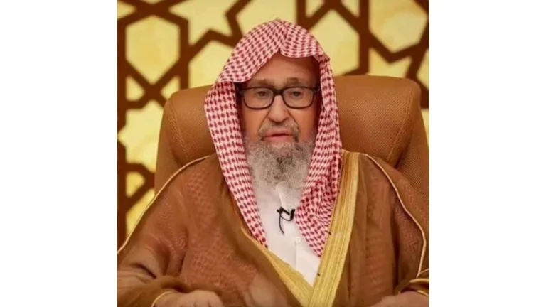 مفتي المملكة يدعو لتوحيد الصفوف في مواجهة الحوثيين