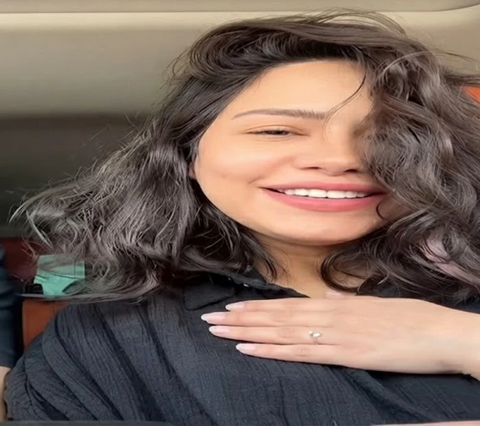 شيرين عبد الوهاب تثير الجدل بـ «دبلة» غامضة: هل تزوجت مجدداً؟