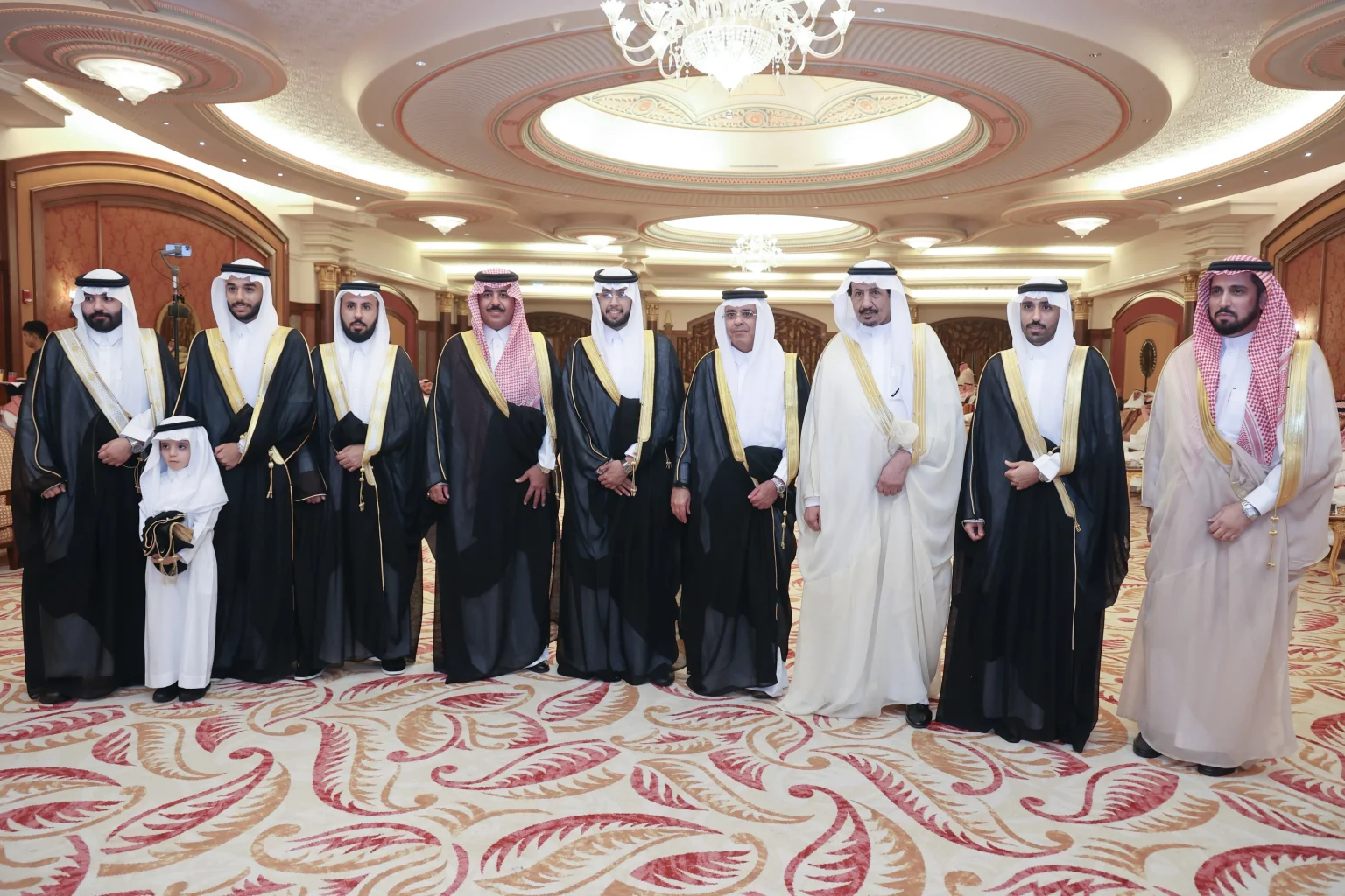 آل جلاله وآل طاوي يحتفلون بزواج فهد – أخبار السعودية
