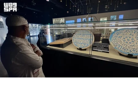 عمارة المسجد الحرام: لوح رخامي يوثق تاريخها قبل 3 قرون