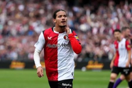 أنيس حاج موسى يضغط للرحيل إلى الاتحاد السعودي
