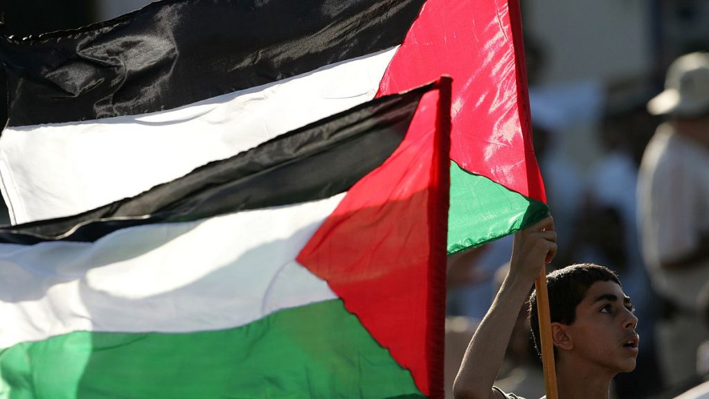 فتح وحماس وفصائل فلسطينية أخرى تتفق في القاهرة على ضرورة عقد “حوار وطني شامل”