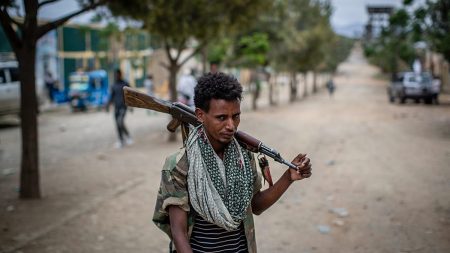 تصعيد في تيغراي.. القوات الحكومية تتقدم نحو ميكيلي ومواجهات تمتد إلى مناطق أخرى