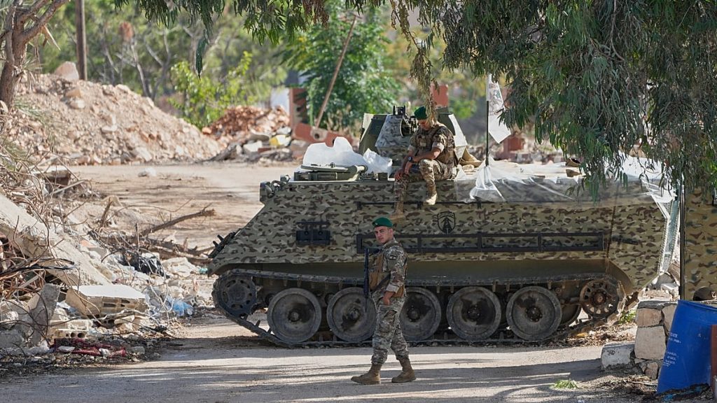 القضاء العسكري اللبناني يدّعي على 13 شخصًا من حزب الله في قضية شاحنة متفجرات ضهر البيدر