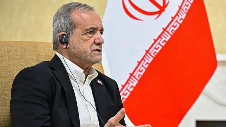 وسط تصاعد التوترات.. بزشكيان يتهم واشنطن بالتسبب في انعدام الأمن وعرقلة نقل الطاقة