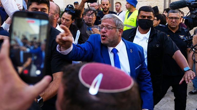 توعّد أسيراً فلسطينياً بالإعدام.. فيديو يكلّف بن غفير غرامة بعدما صُنّف “دعاية انتخابية”