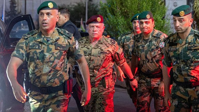 يد العدالة ستطال كل إرهابي”.. ملك الأردن خلال اجتماع للأمن القومي: أمن الأردنيين “خط أحمر