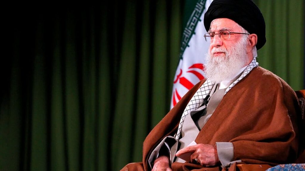 “نتنياهو سوّق أوهام إسقاط النظام”.. يائير غولان يعتبر اغتيال خامنئي “خطأ” عزّز التطرّف