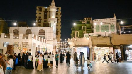 جماهير "خليجي 27" تستكشف الإرث الثقافي والتجاري لأسواق جدة التاريخية