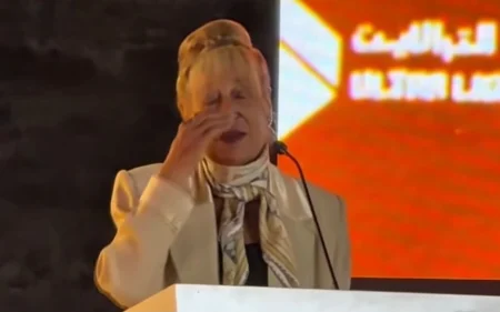 «هاد الوطن بده يضل».. دموع منى واصف في حمص – أخبار السعودية