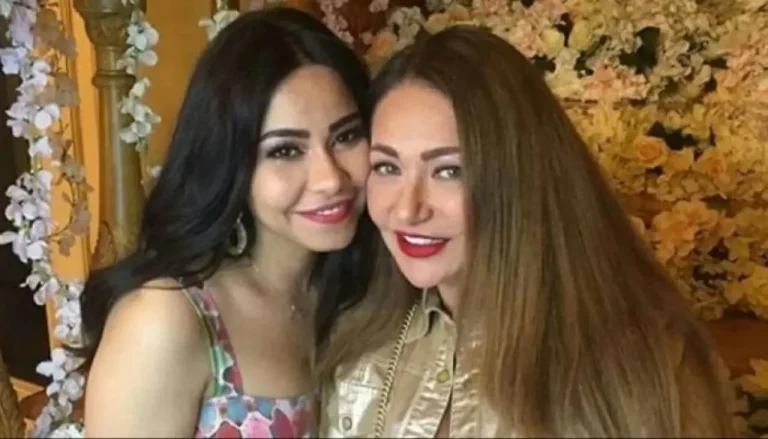 ليلى علوي تحتفل بـ عيد ميلاد شيرين عبدالوهاب برسالة مؤثرة