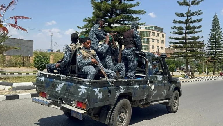 تصعيد التوتر بين إثيوبيا وإريتريا ومخاوف حرب بالقرن الأفريقي