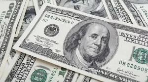 الدولار يتراجع.. والأسواق تترقب التضخم الأمريكي – أخبار السعودية