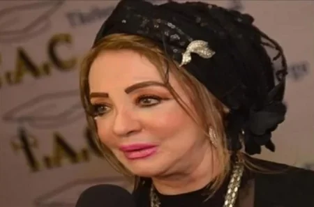 كشفت رؤيا غامضة لأحمد زكي.. شهيرة توضح حقيقة منع نجلاء فتحي من عزاء زوجها – أخبار السعودية