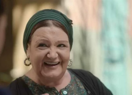 أجرت عملية عاجلة لتركيب مفصل جديد.. إصابة ميمي جمال بكسر في الحوض – أخبار السعودية