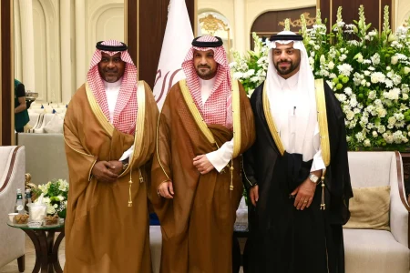 بندر بن فيصل يشرف زفاف آل زيد والعسيري – أخبار السعودية