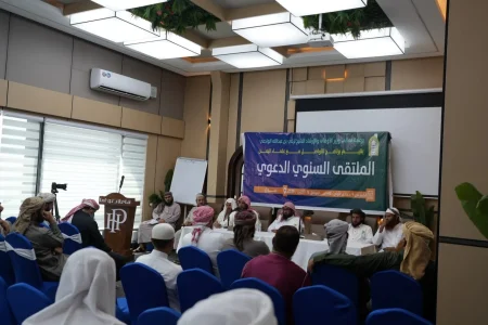 علماء عدن يقررون النفير العام ووجوب مواجهة مليشيا الحوثي