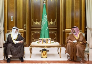 الأمير تركي بن محمد يتباحث في العلاقات السعودية الكويتية