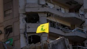 إيران تبلغ حزب الله بعدم رغبتها في مشاركته بحرب جديدة ضد الولايات المتحدة أو الاحتلال